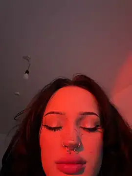 madelinexx online show from 3, 2, 2026