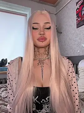 Snapshot of madelinexx chatting on 12, 6, 2026 madelinexx online show from 12, 6, 2026
