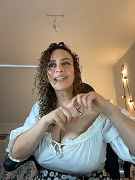 Elizabeth Dupont online show from 16, 12, 2025