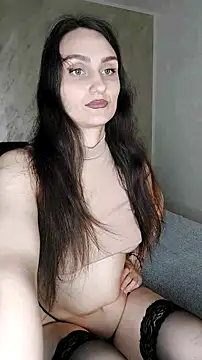 AliyaWade  online show from 9, 4, 2026