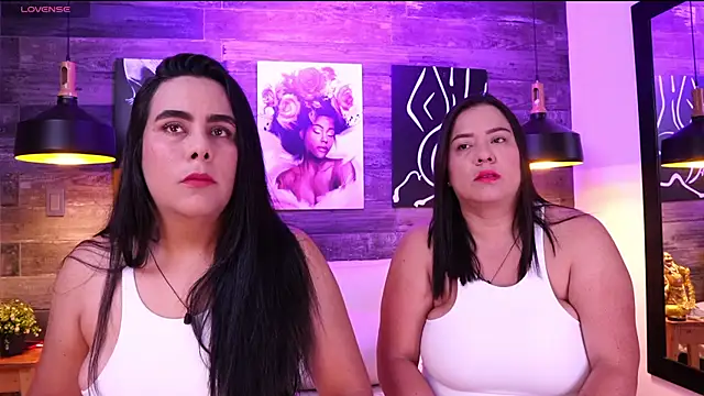 Snapshot of DanyAndAlexa chatting on 7, 5, 2026 DanyAndAlexa online show from 7, 5, 2026