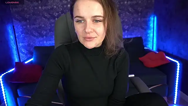 MaribelRiverr  online show from 3, 3, 2025