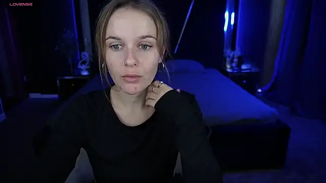 MaribelRiverr  online show from 20, 9, 2025