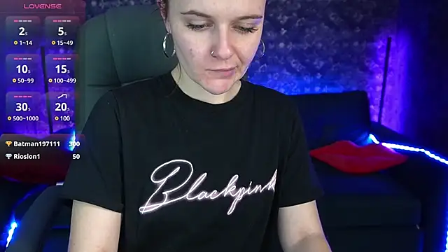 MaribelRiverr  online show from 25, 2, 2025