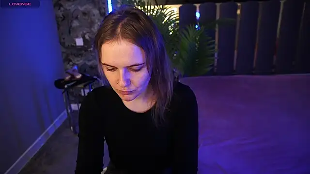 MaribelRiverr  online show from 3, 11, 2025