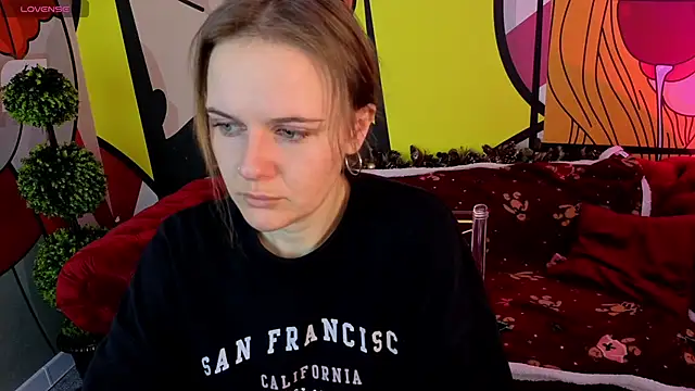 MaribelRiverr  online show from 14, 12, 2025