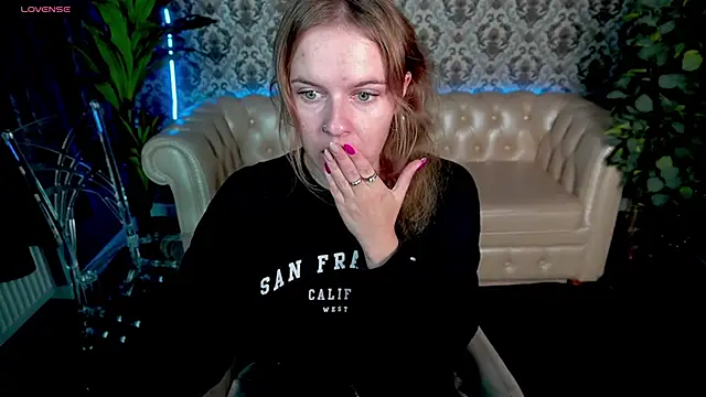 MaribelRiverr  online show from 9, 9, 2025