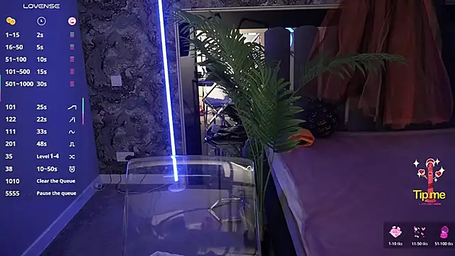 MaribelRiverr  online show from 31, 10, 2025