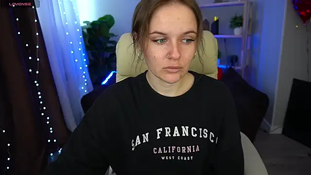 MaribelRiverr  online show from 12, 3, 2025