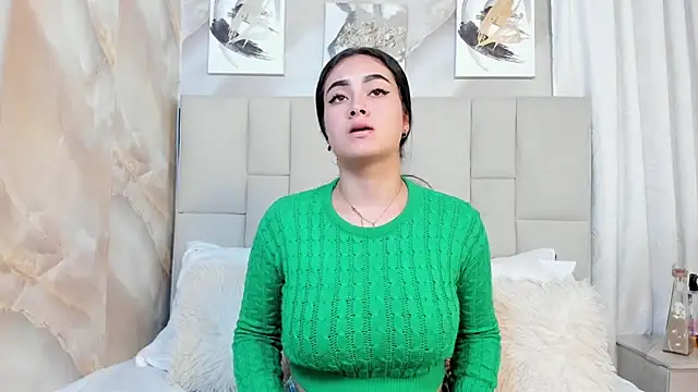 Jaslyn  Smith online show from 3, 11, 2025