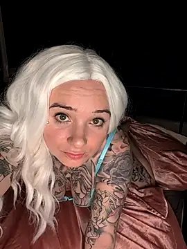 Alissabluesc online show from 8, 10, 2025