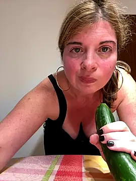 Lombada online show from 28, 9, 2025