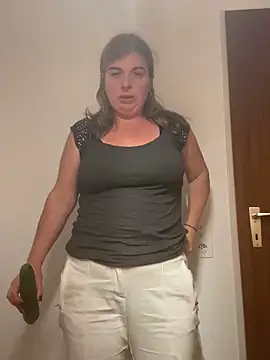 Lombada online show from 12, 9, 2025