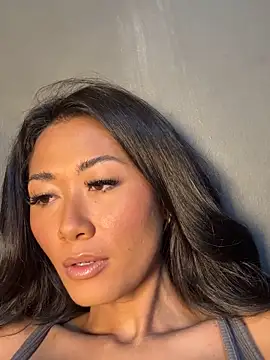 thai-dreamgirl online show from 2, 12, 2025