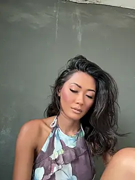 thai-dreamgirl online show from 23, 4, 2026