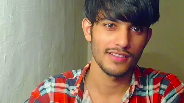 kingkartik7 online show from 10, 9, 2025