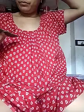 miss-Riy online show from 4, 3, 2025