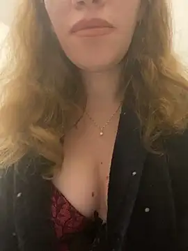 Snapshot of EvaRush chatting on 6, 12, 2024 EvaRush online show from 6, 12, 2024