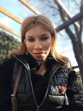 EvaRush online show from 15, 3, 2026