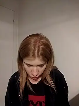 Snapshot of EvaRush chatting on 17, 11, 2025 EvaRush online show from 17, 11, 2025