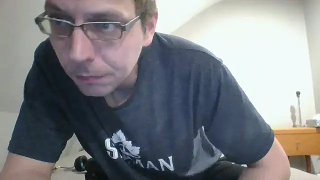 redtoyanal online show from 30, 1, 2025