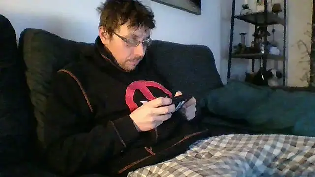 redtoyanal online show from 12, 2, 2025