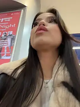 Chloe  Moon online show from 16, 12, 2025