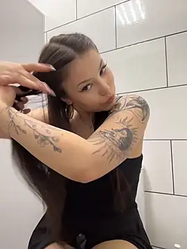 Chloe  Moon online show from 27, 5, 2026
