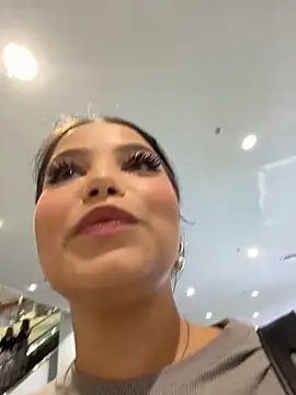 Chloe  Moon online show from 9, 3, 2025