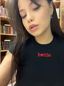 Chloe  Moon online show from 12, 6, 2026