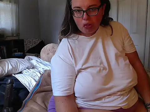 LauLauPAWG online show from 19, 9, 2025