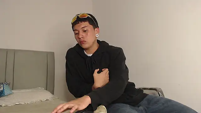 alex-lover online show from 7, 2, 2026