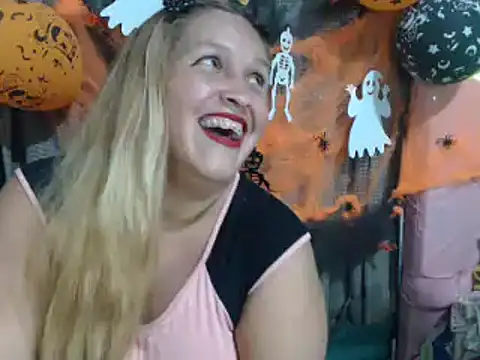 Snapshot of mom_son_dirty chatting on 19, 10, 2025 mom son dirty online show from 19, 10, 2025