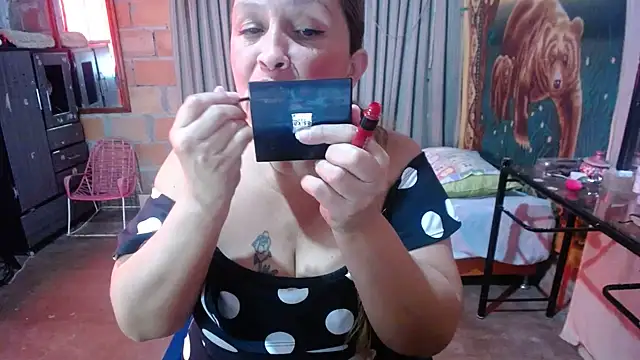 mom son dirty online show from 14, 6, 2026