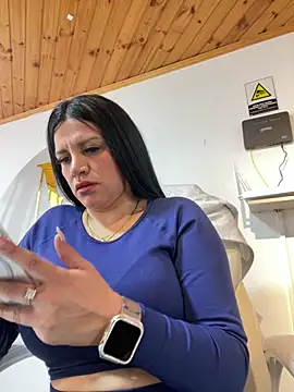 Milff parkerrr online show from 5, 3, 2025