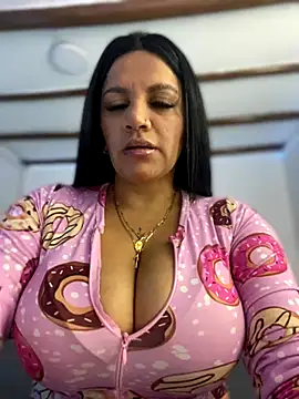 Milff parkerrr online show from 8, 10, 2025