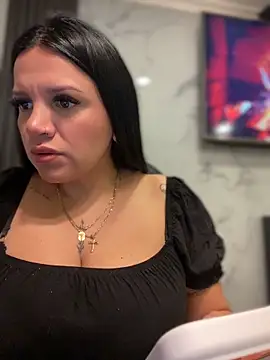 Milff parkerrr online show from 5, 6, 2026