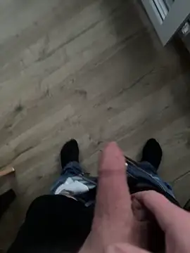 Tomkitomkii online show from 6, 3, 2026