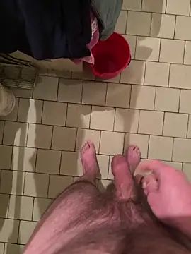 Tomkitomkii online show from 16, 2, 2025