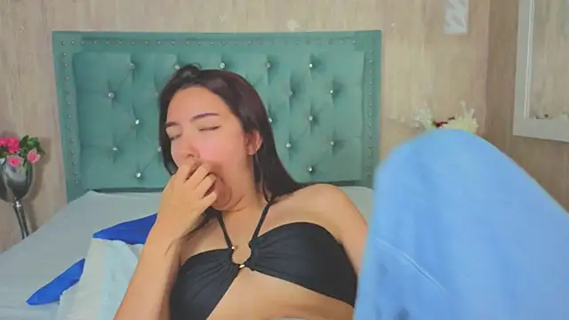 Marcelaa fox online show from 2, 10, 2025