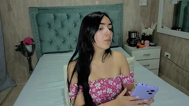Snapshot of Marcelaa_fox chatting on 16, 6, 2026 Marcelaa fox online show from 16, 6, 2026