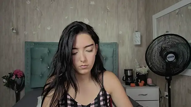 Marcelaa fox online show from 25, 3, 2026