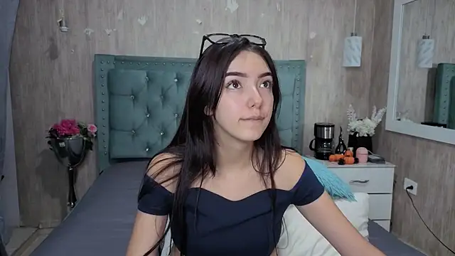 Marcelaa fox online show from 20, 5, 2026