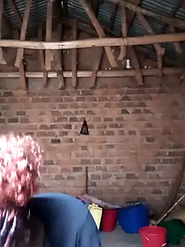 Black juicy24 online show from 10, 11, 2025