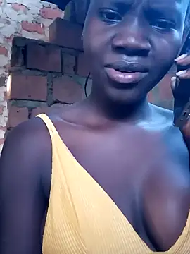 Black juicy24 online show from 13, 10, 2025