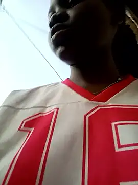 Black juicy24 online show from 8, 1, 2026