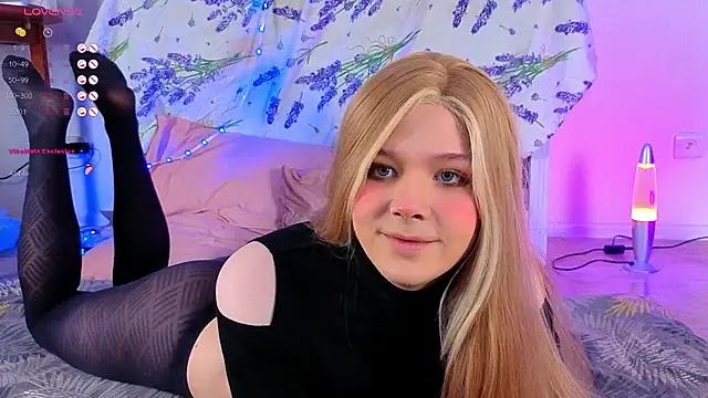  yourFoxy  online show from 20, 11, 2025