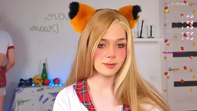  yourFoxy  online show from 31, 10, 2025