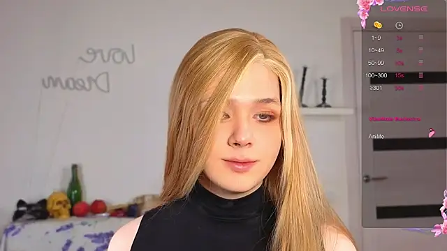  yourFoxy  online show from 6, 11, 2025