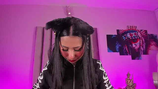Isabella Flowers online show from 23, 4, 2026